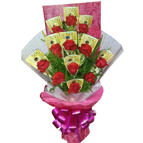 Delivery Money with 12 Red Roses in a Bouquet to Mania Philippines