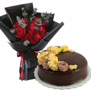 12 Red Roses with Chocolate Message Cake By Max's